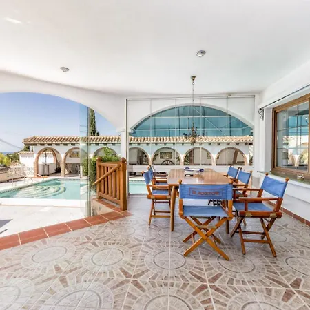 Casa Dahlgarden Pool - Jacuzzi Holiday home *